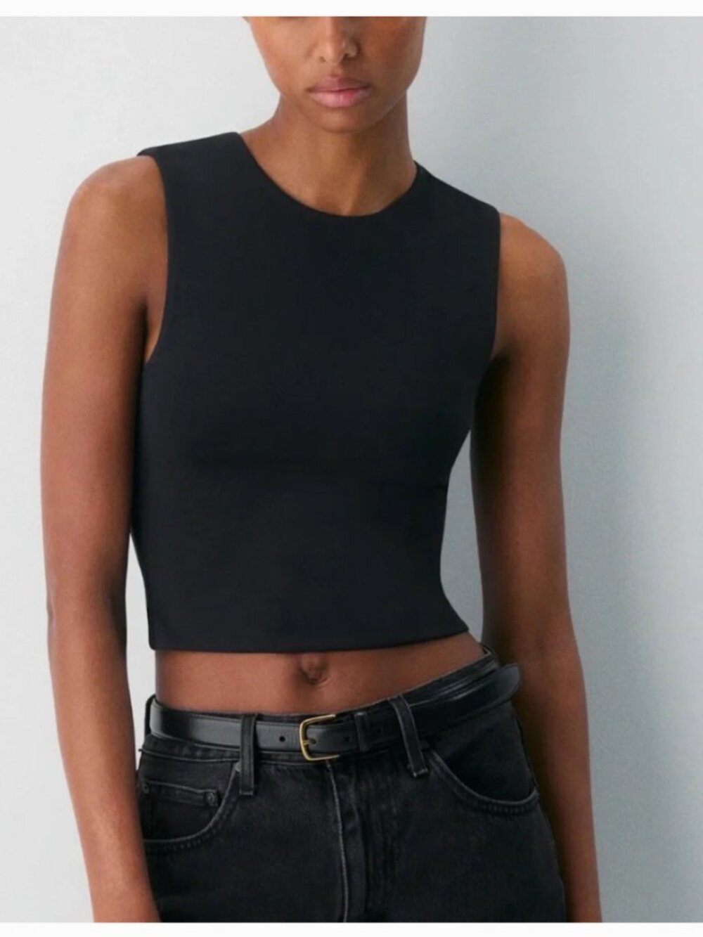 Aritzia Babaton Contour Black Sleeveless Tank Medium